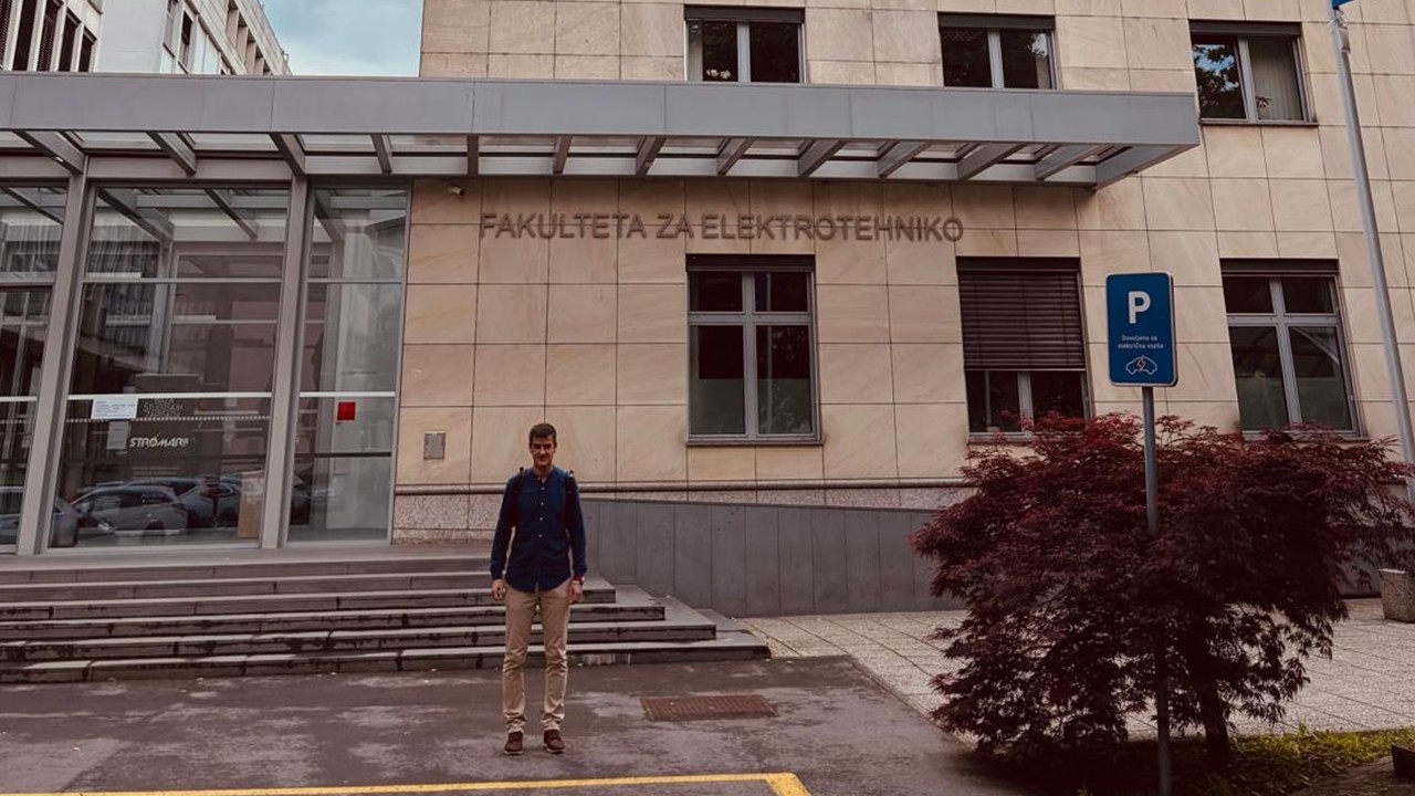 25-05-21_alejandro_estanciadocente