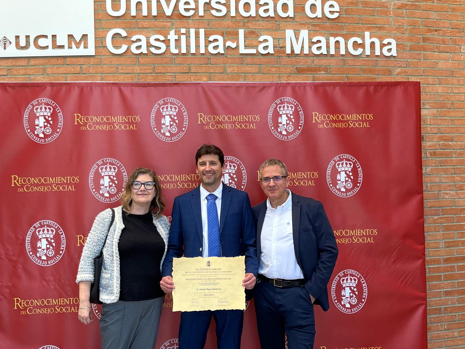 Reconocimiento Ismael accion social 2025