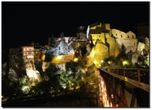 Vista nocturna de Cuenca