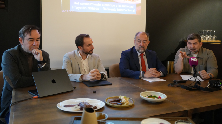 Presentación del proyecto '¿Qué comían los romanos?' en el restaurante Casas Colgadas.