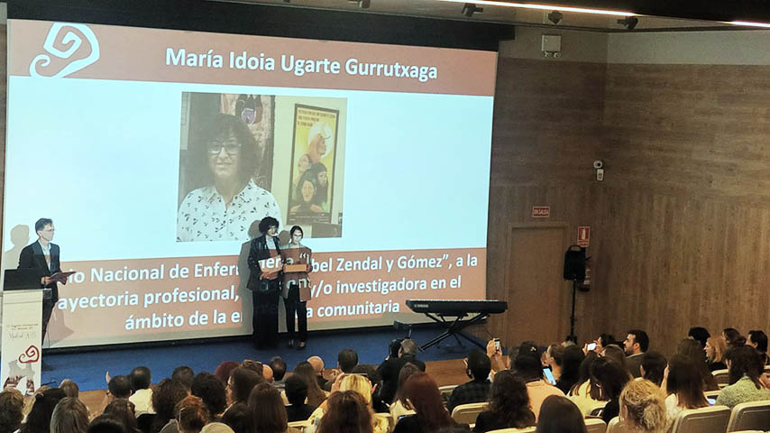 La profesora de la UCLM Idoia Ugarte Gurrutxaga recibe el Premio Zendal a la trayectoria docente e investigadora