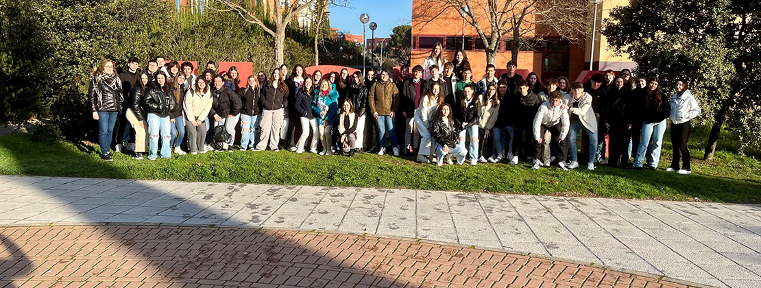 Estudiantes de institutos de Ciudad Real durante la visita a la UCLM en 2024